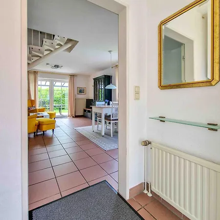 Andre Apartment